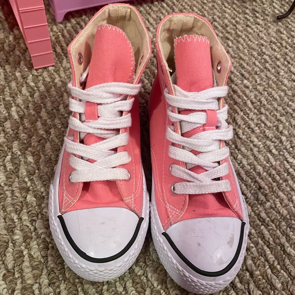 Girls sneakers size 1